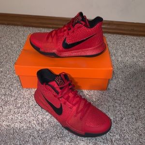 Nike kyrie 3